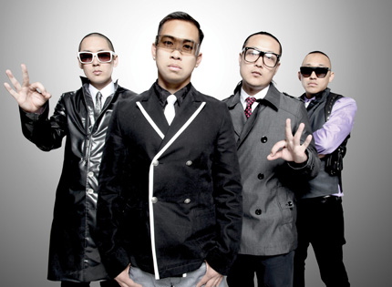 hot asian bands Public gaggin porn