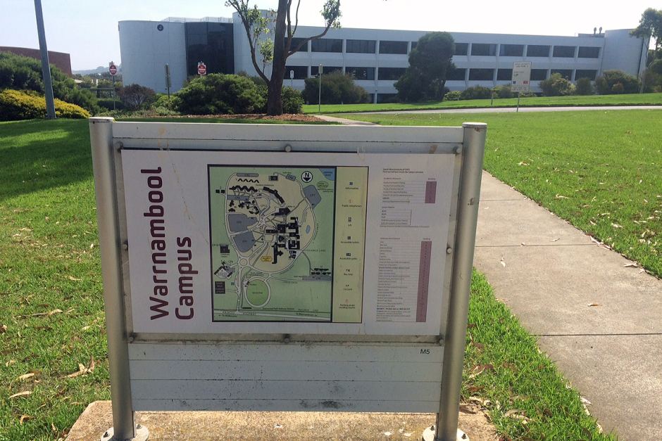 Warrnambool rallies to save its Deakin University campus | Shanghai Daily