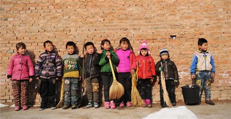 Ministry to act on 'left-behind' children | Shanghai Daily