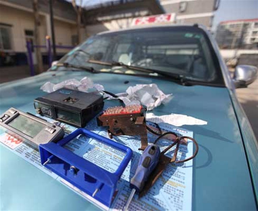 Two Men Have Been Charged With Stealing Equipment From Taxis Including Car Plates An In Car Camera And Invoice Rolls To Use In Fake Cabs Two Men Have Been Charged With Stealing Equipment From Taxis Including Car Plates An In Car Camera And Invoice Rolls To Use In Fake Cabs